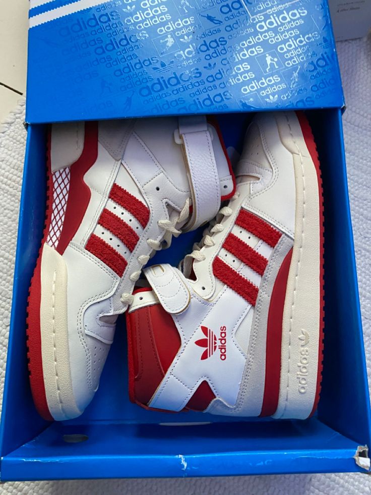 Adidas Model 06