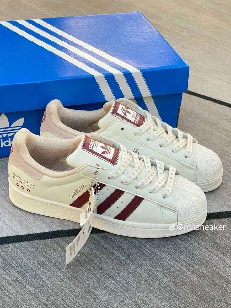 Adidas Model 15